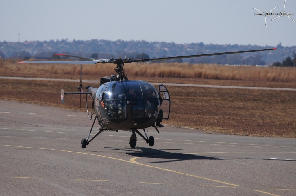 Alouette III landing on taxi