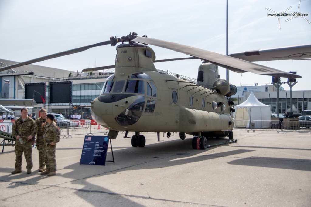 CH-47 F Chinook