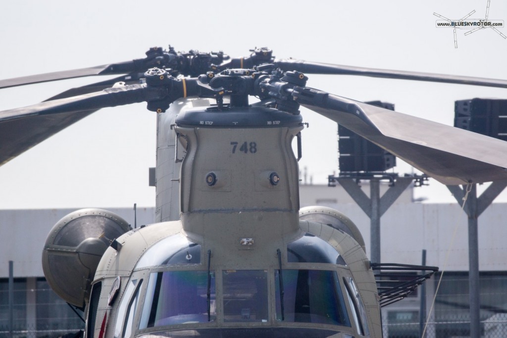 CH-47 F Chinook