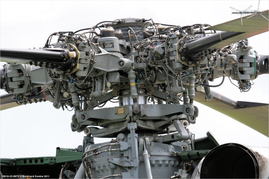 Super Frelon rotor head